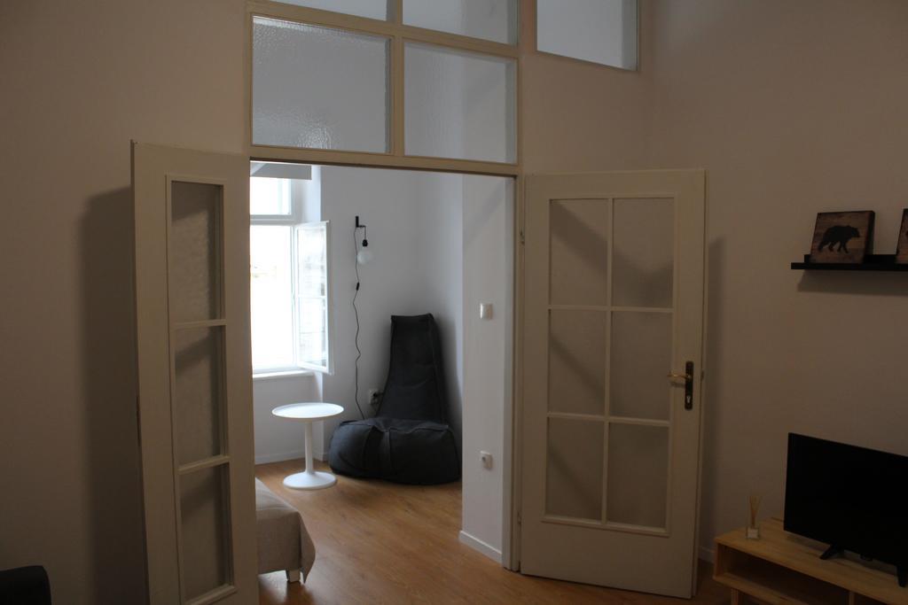 Sasha Apartment Загреб Экстерьер фото